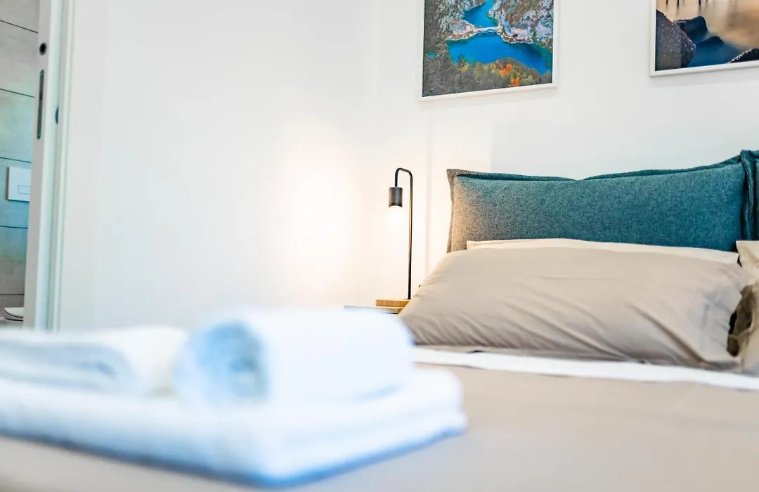 Mare Fuori B&B-1